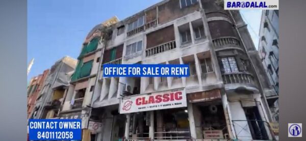 Office for sale or rent in vadodara pani gate gayakwad plaza