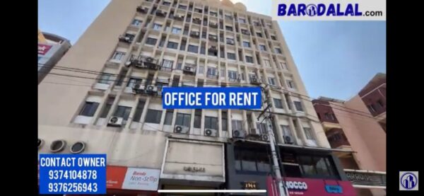 Office for rent in vadodara sayajigynj yash kamal building
