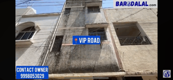 3b2hk row duplex for rent In vadodara karelibaug ayodhya nagri
