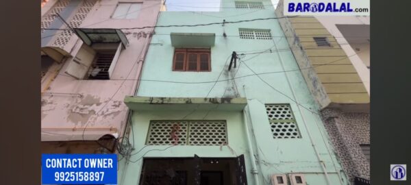 Semi furnished 3bhk duplex for sale in vadodara, warasiya, lokmanya society