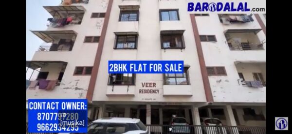 Semi furnished, 2bhk flat for sale in vadodara, r v desai road , goya gate society