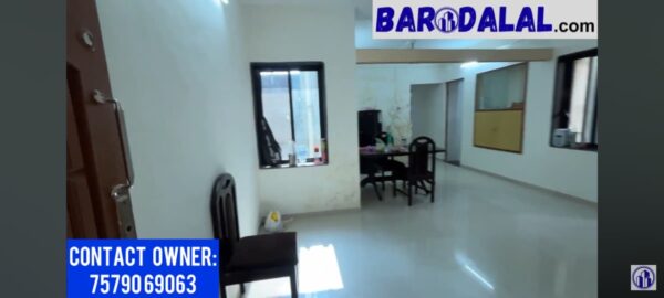 Semi furnished 2bhk flat for sale in vadodara, alkapuri, sandip apartment
