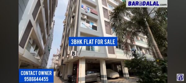 Semi furnished 3bhk flat for sale in vadodara, harni, club life